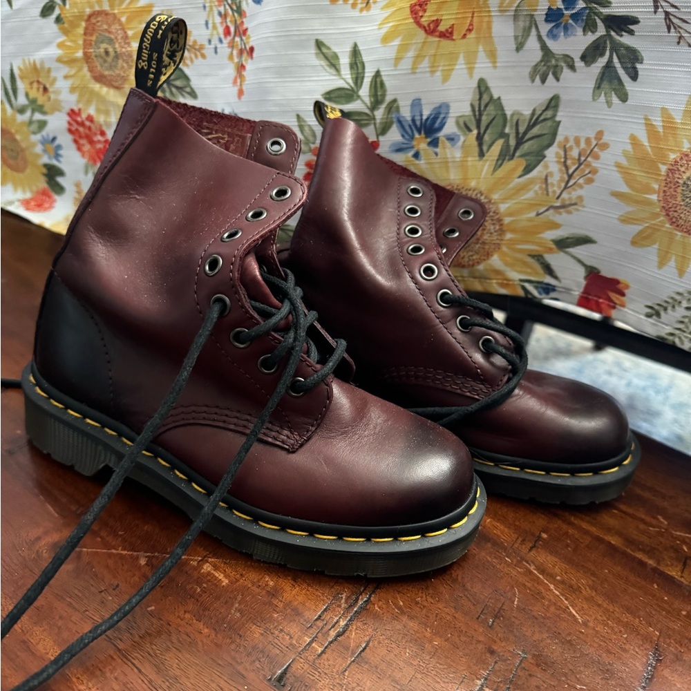 Size 5 US Dr. Martens AirWair (Barely Worn)